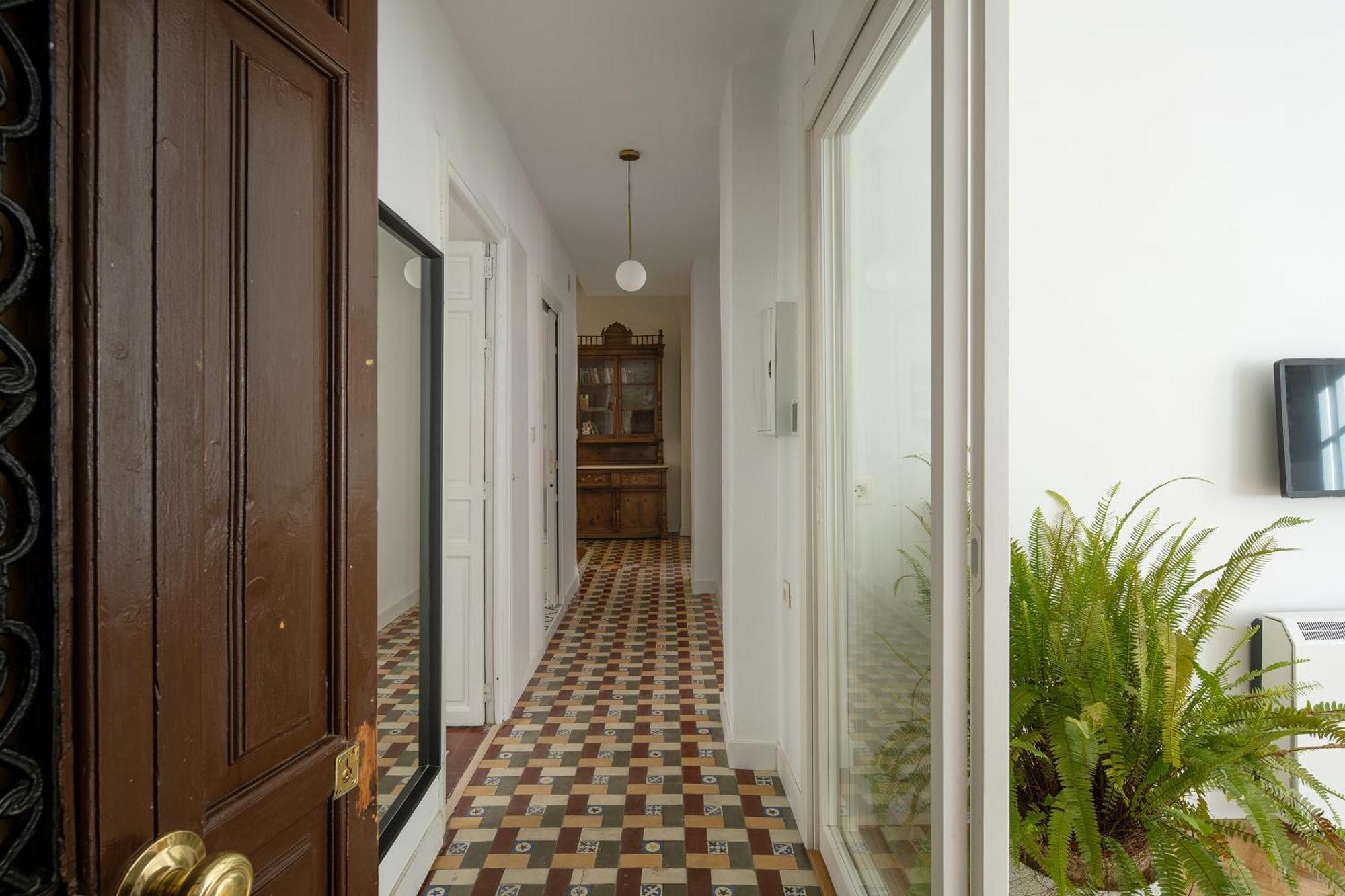 Parking Free, Vintage Haven Apartment
